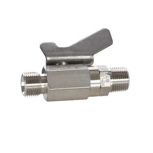Low Pressure Ball Valve compatible with stainless steel, catalyst and waterborne materials, 3/8 in. npsm(m) x 3/8 in. npt(m) - Graco 237533