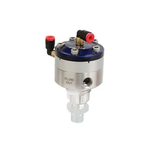 3:1 Precision Flow Fluid Pressure Regulator, 30 psi (2.0 bar) max pressure, black ratio spacer - Graco 24E472