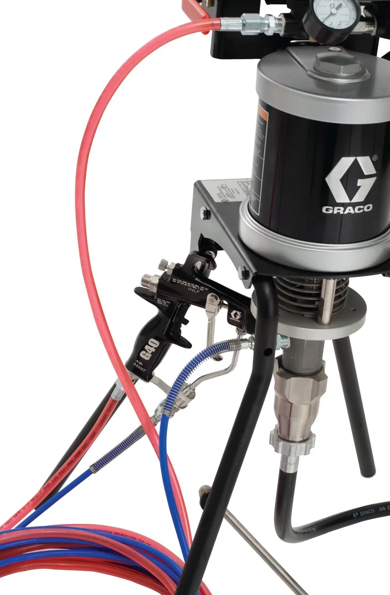 15:1 Merkur ES Air Assisted Package, 0.4 gpm (1.5 lpm) fluid flow, standard mount, with PerformAA 15 gun, suction hose, and plated steel - Graco 24F151