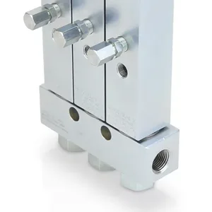 GL-1 X Grease Injector, Three Point - Graco 24X803