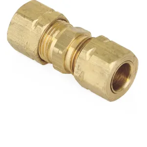 Fitting - 5/16 inch (7.9 mm) Tube - Graco 556648