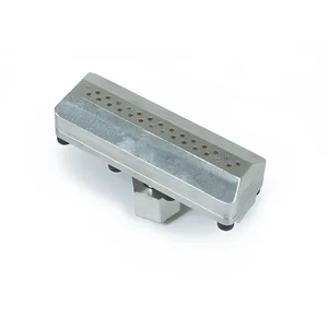 MOLSA Head with check valve assembly, 4 inches (100 mm) wide, 0.025 inch (0.64 mm) orifice - Graco 24W457
